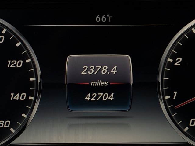 Used 2017 Mercedes-Benz S 550 4MATIC Sedan image 9