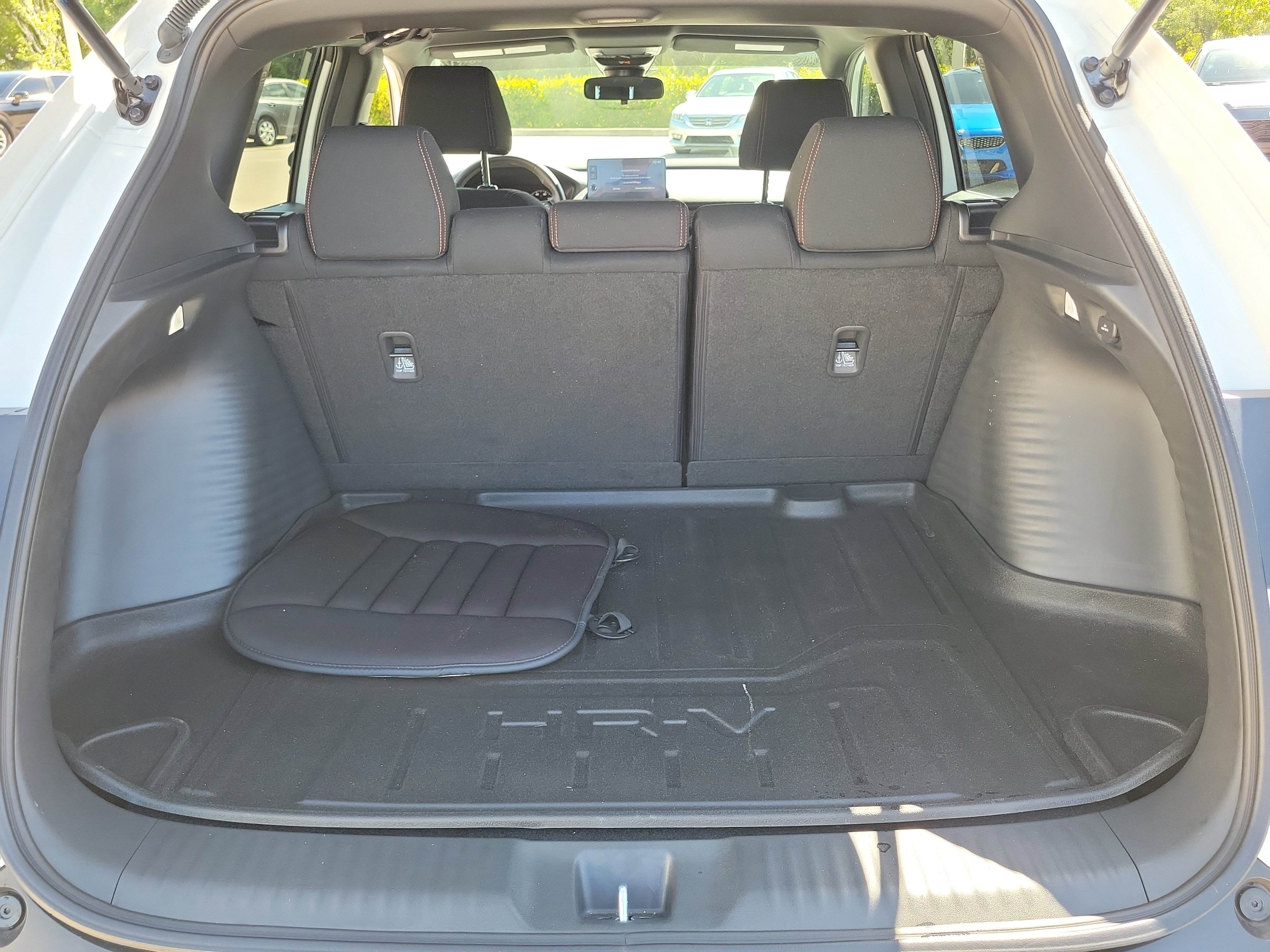 Certified 2026 Honda HR-V Sport image 11