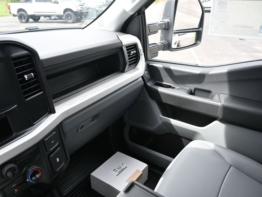 New 2026 Ford F450 XL image 20