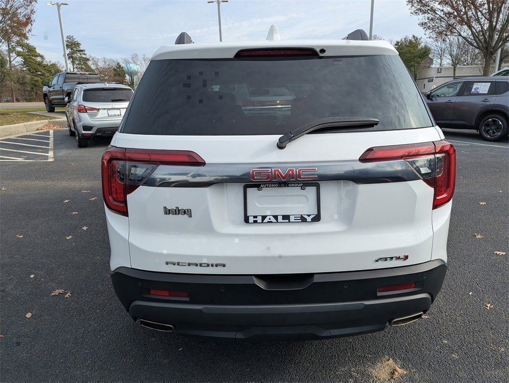 Used 2022 GMC Acadia AT4 w/ Technology Package image 7