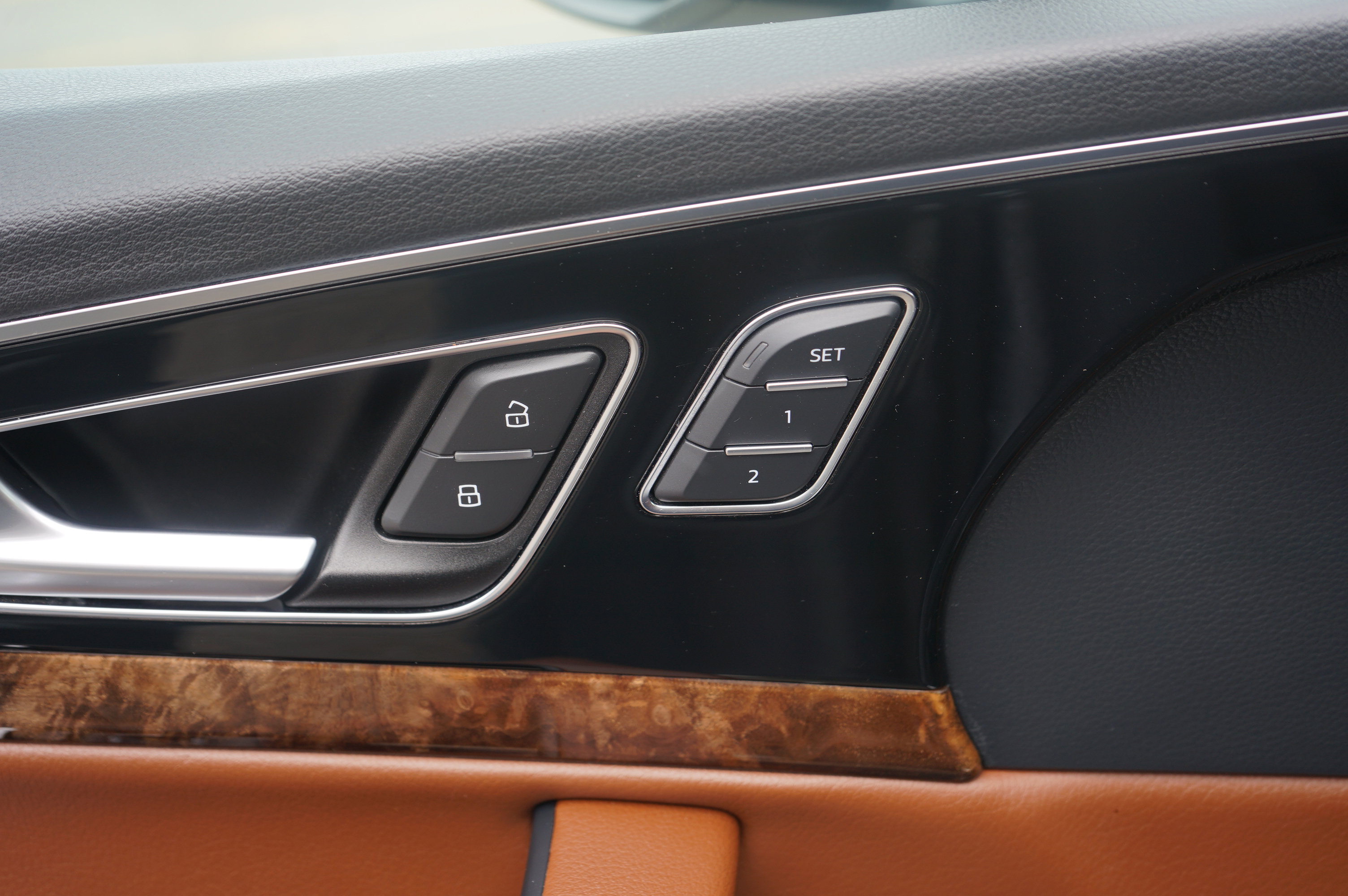 Used 2017 Audi Q7 3.0T Premium Plus image 21