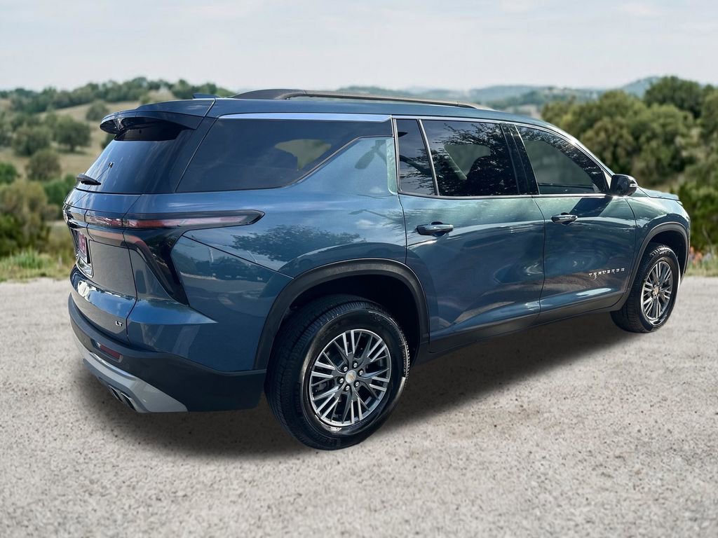Used 2024 Chevrolet Traverse LT FWD image 10