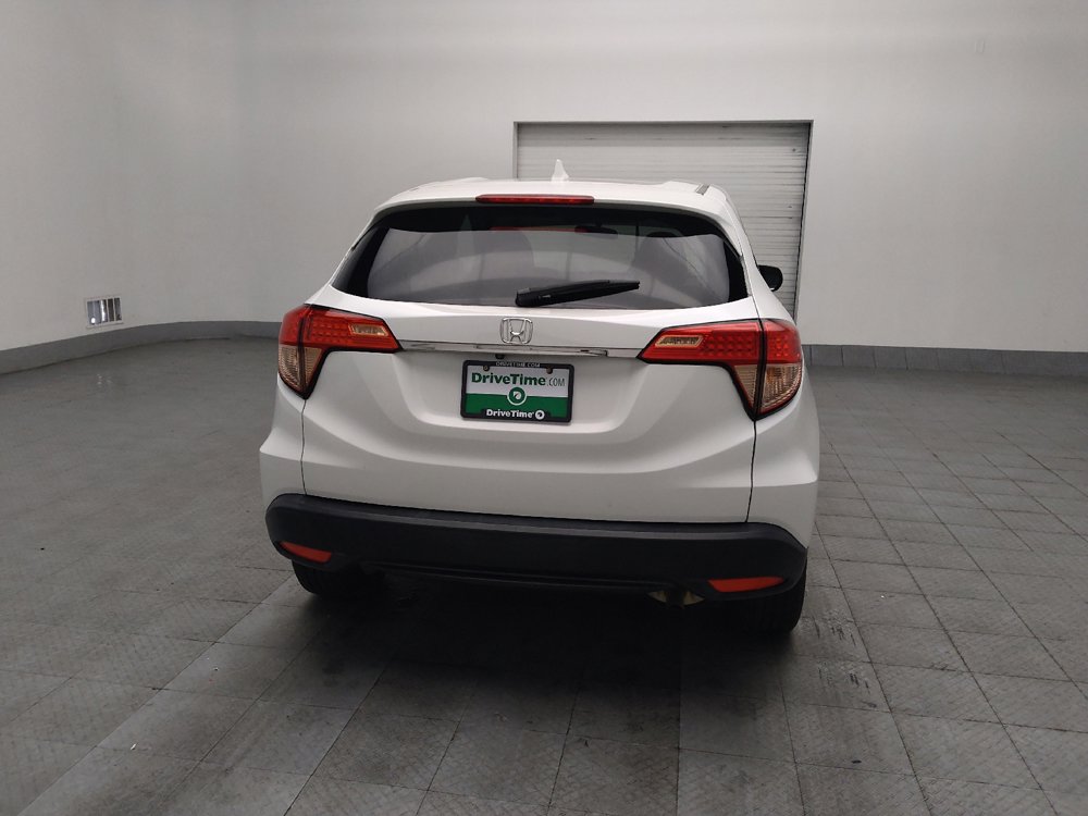 Used 2016 Honda HR-V LX image 7
