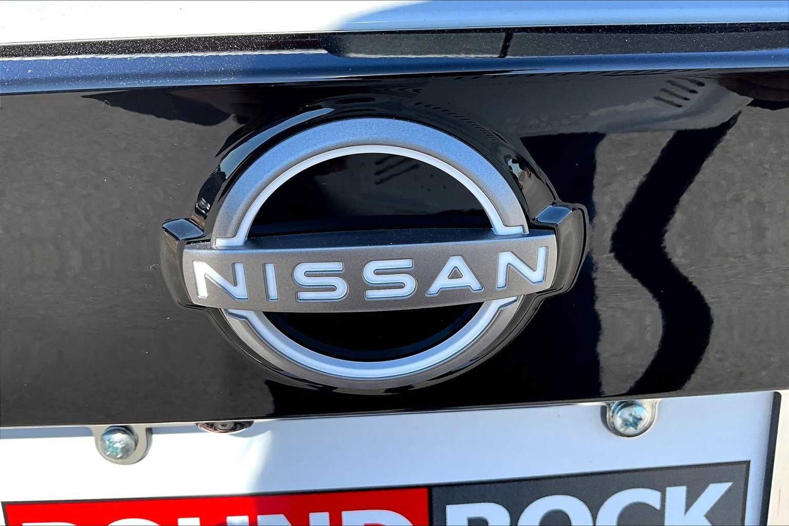 New 2026 Nissan Kicks SV image 8