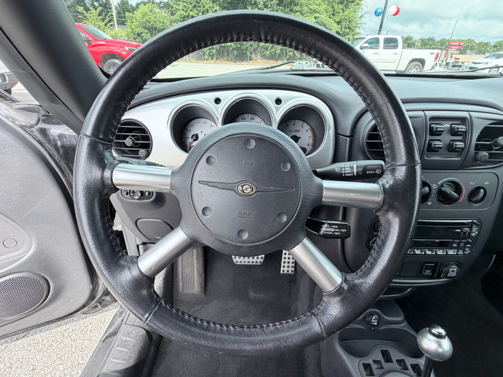 Used 2005 Chrysler PT Cruiser GT FWD image 15