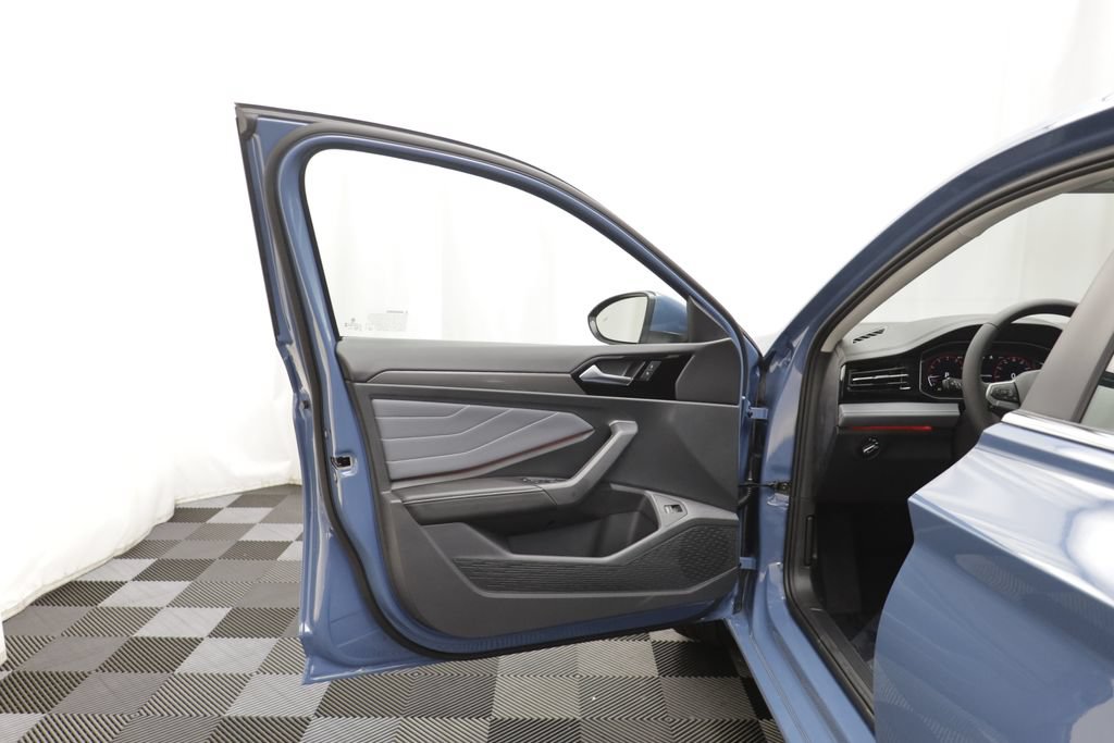 New 2026 Volkswagen Jetta SEL FWD image 5