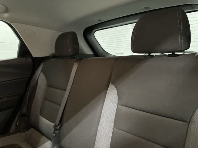 Used 2023 Chevrolet TrailBlazer LT FWD image 12