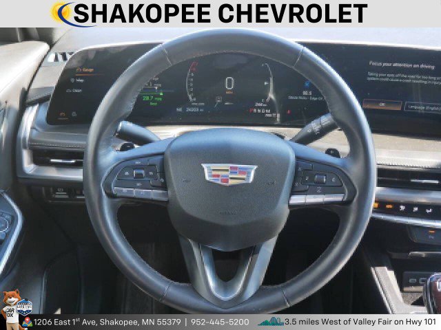 Used 2024 Cadillac XT4 Premium Luxury image 9