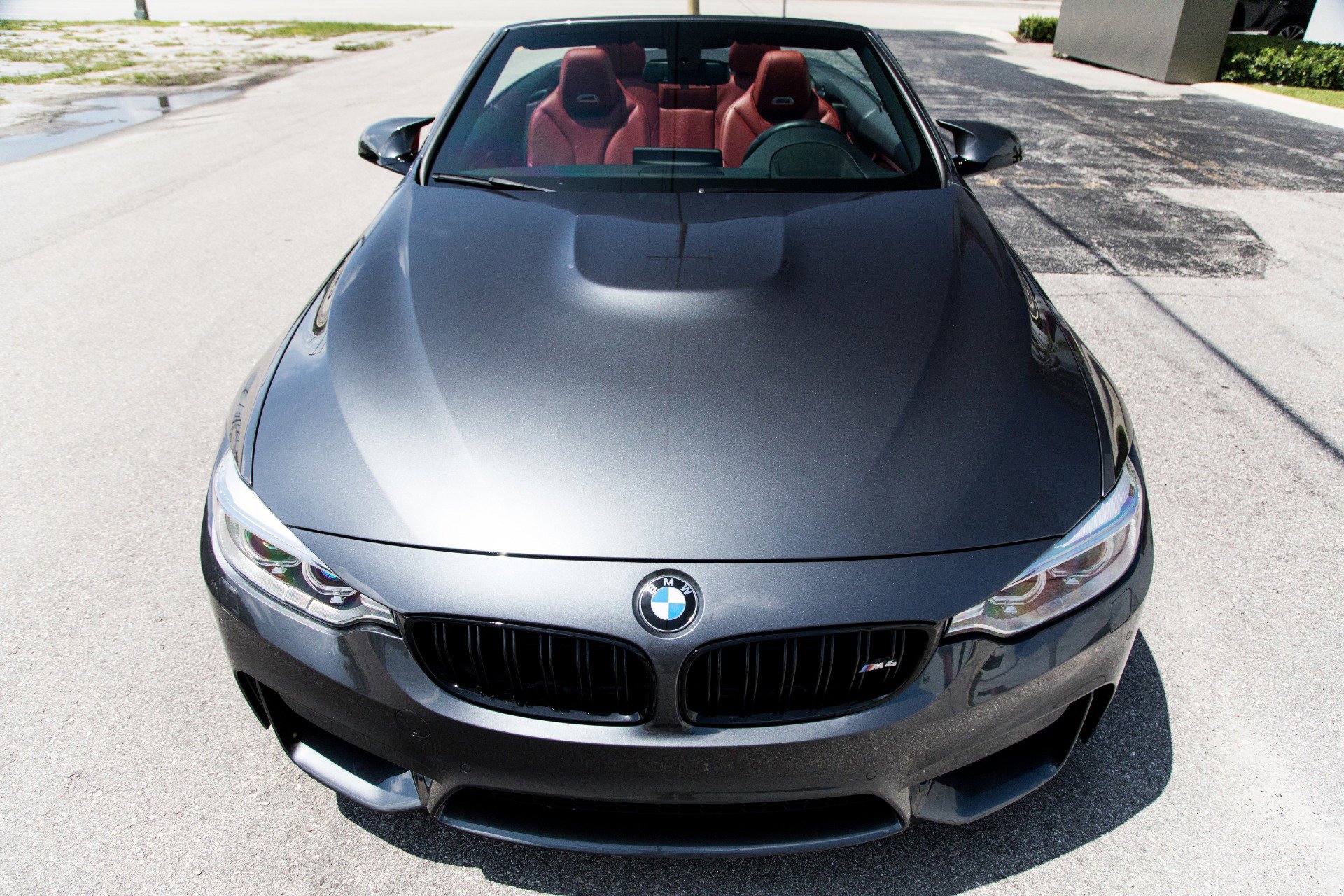 Used 2016 BMW M4 Convertible image 10