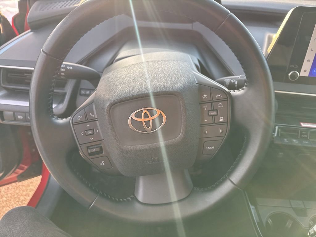 Used 2024 Toyota Prius LE image 12