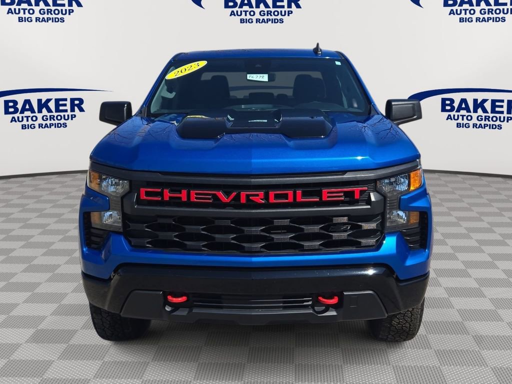Used 2023 Chevrolet Silverado 1500 Custom Trail Boss w/ LPO, Dark Essentials Package image 8