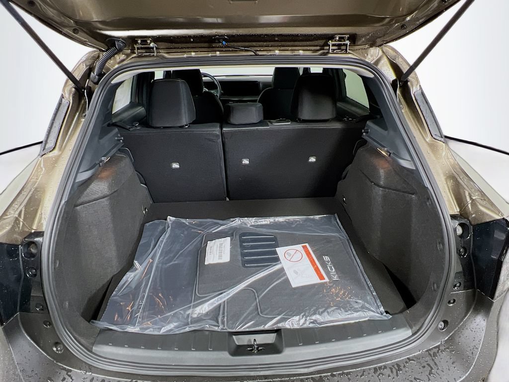 New 2026 Nissan Kicks SV w/ Cold Weather Package AWD/4WD image 22
