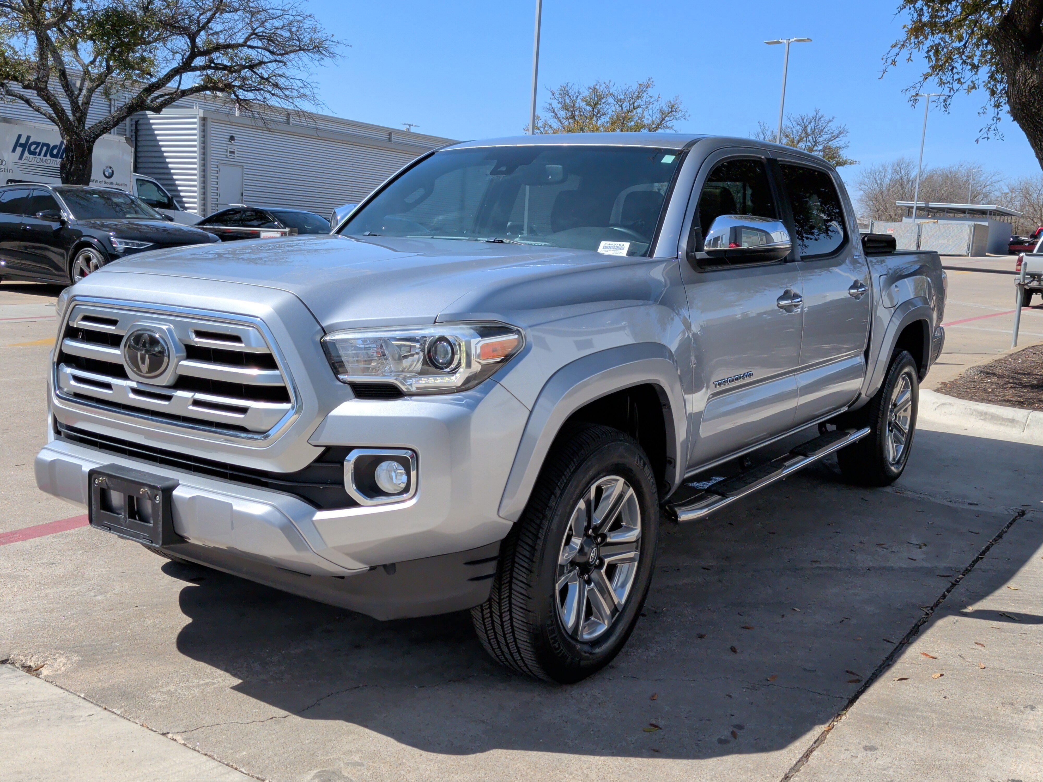 Used 2018 Toyota Tacoma Limited image 5