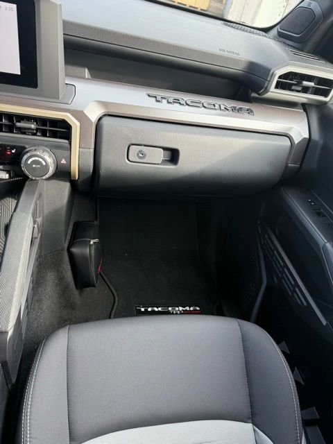 Used 2025 Toyota Tacoma TRD Off-Road w/ TRD Off Road Upgrade Package image 30