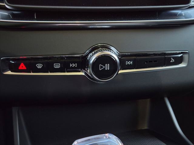 New 2026 Volvo XC90 T8 Ultra w/ Protection Package AWD/4WD image 9