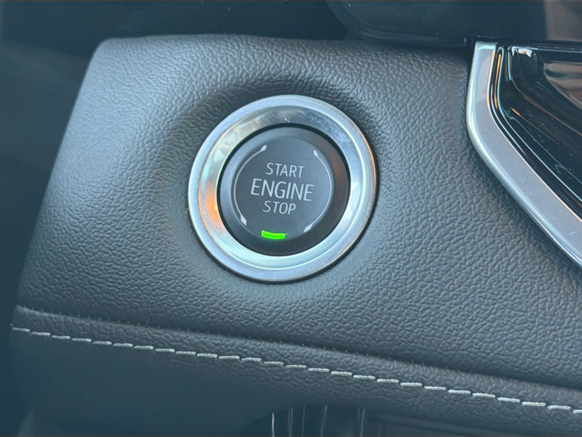 Used 2024 Chevrolet Colorado LT w/ Advanced Trailering Package image 31