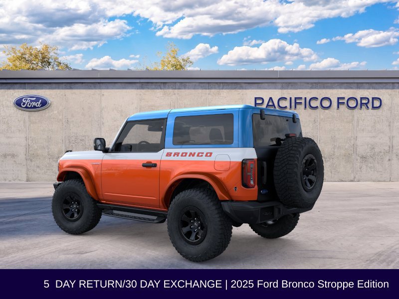 Used 2025 Ford Bronco Stroppe Edition AWD/4WD image 5