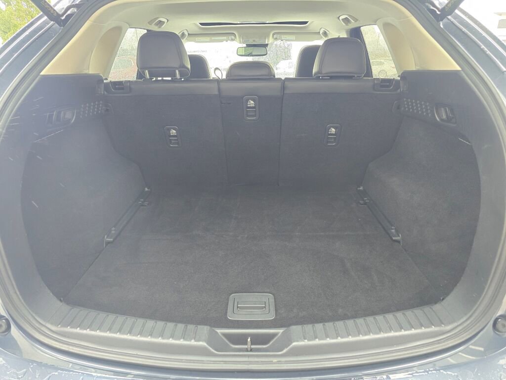 Used 2024 MAZDA CX-5 Carbon Edition image 11