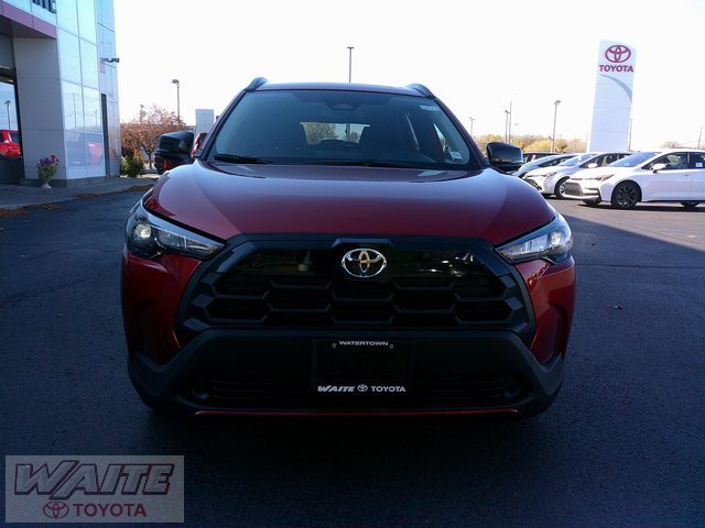 New 2026 Toyota Corolla Cross LE w/ Moonroof Package image 6