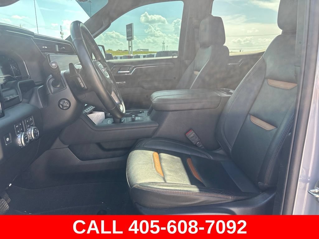 Used 2024 GMC Sierra 1500 AT4 w/ Technology Package AWD/4WD image 14