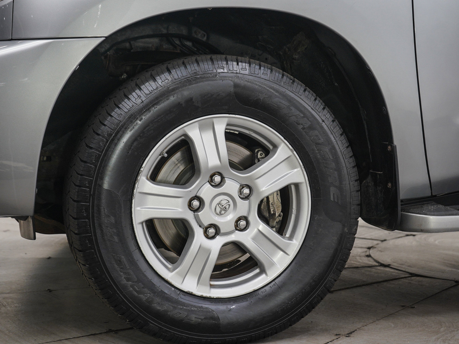 Used 2010 Toyota Sequoia SR5 AWD/4WD image 29