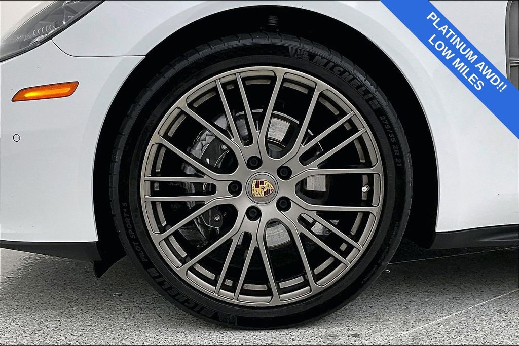 Used 2022 Porsche Panamera Platinum Edition image 12