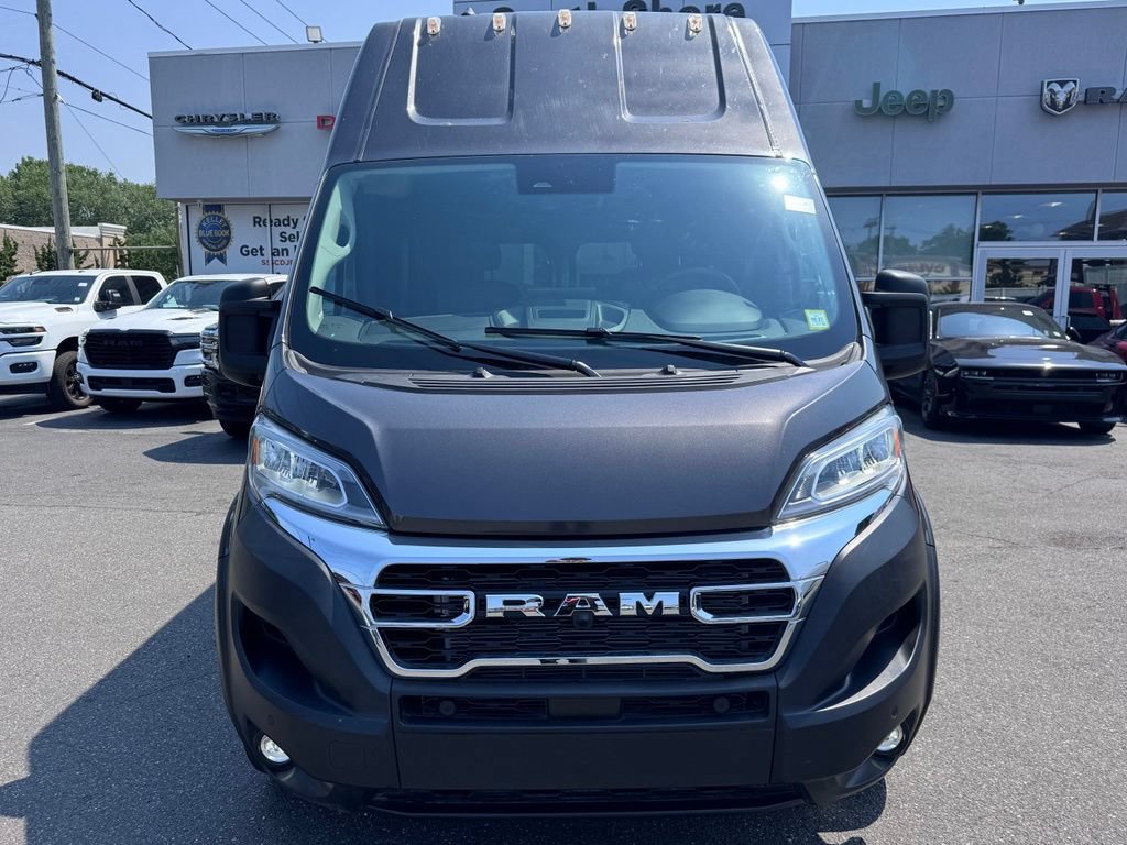 Used 2026 RAM ProMaster 3500 w/ Quick Order Package 22G SLT FWD image 2