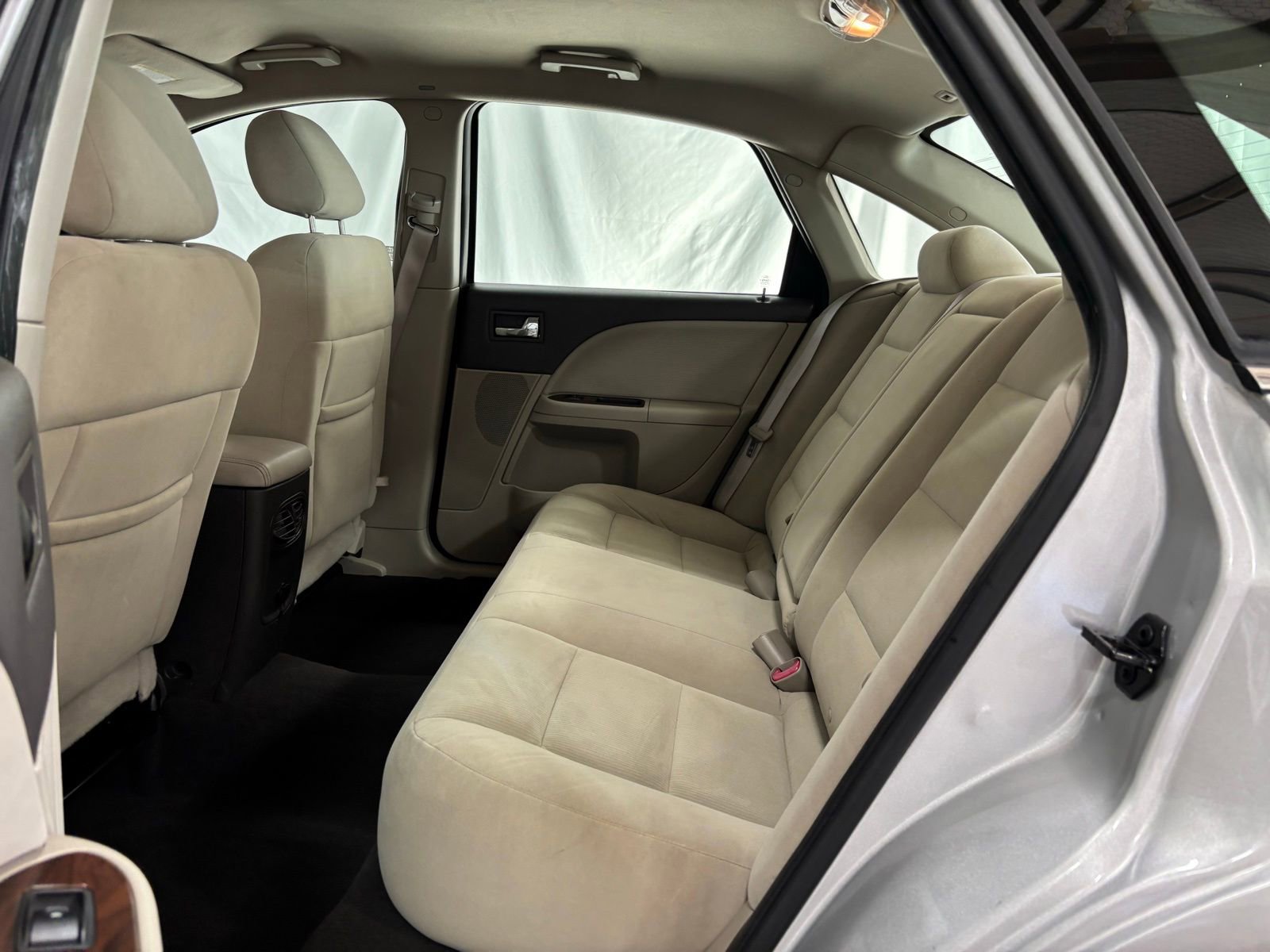 Used 2009 Ford Taurus SEL image 13