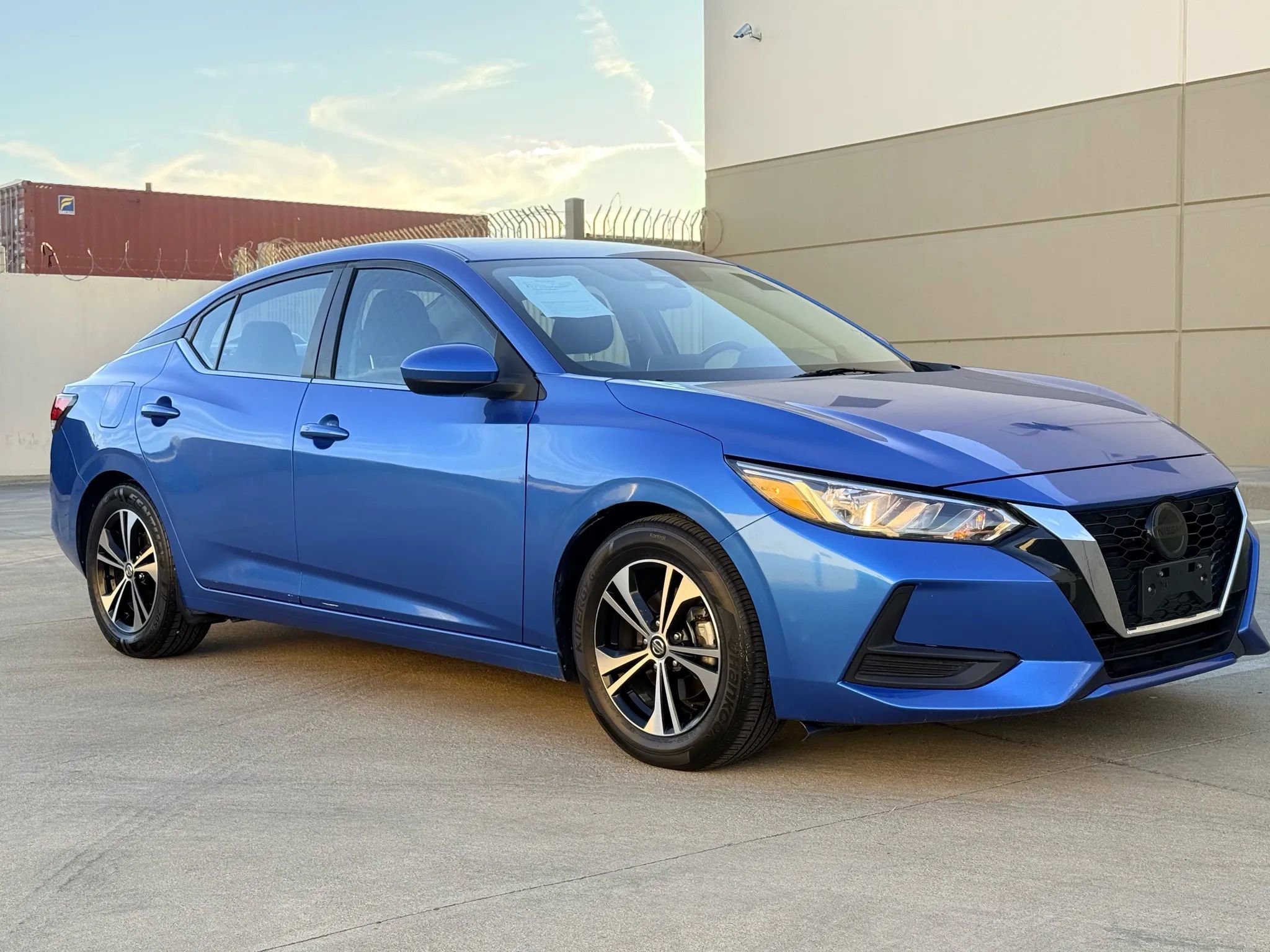 Used 2022 Nissan Sentra SV FWD image 3