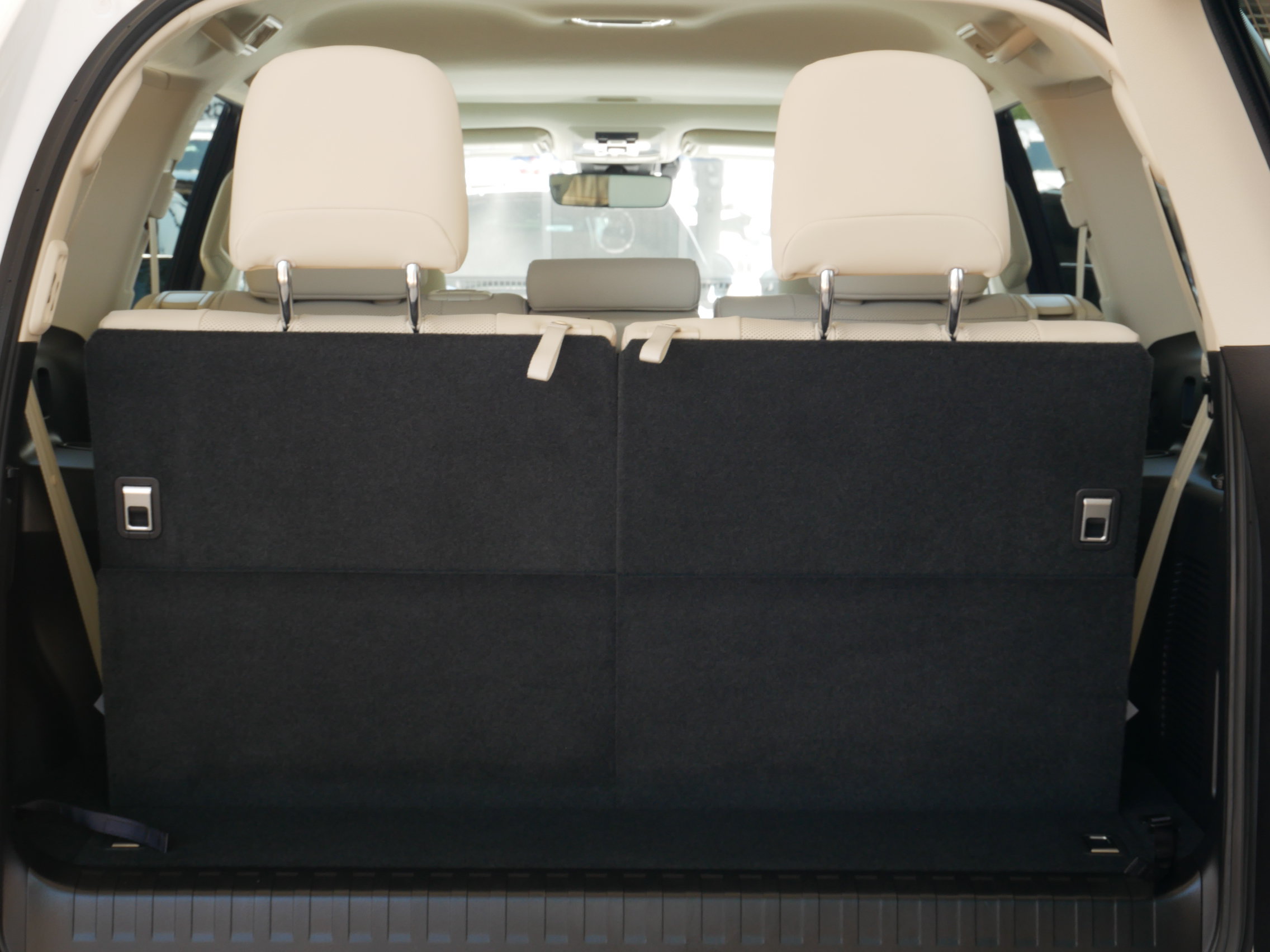 Used 2023 Lexus GX 460 Premium w/ Premium Plus Package AWD/4WD image 36