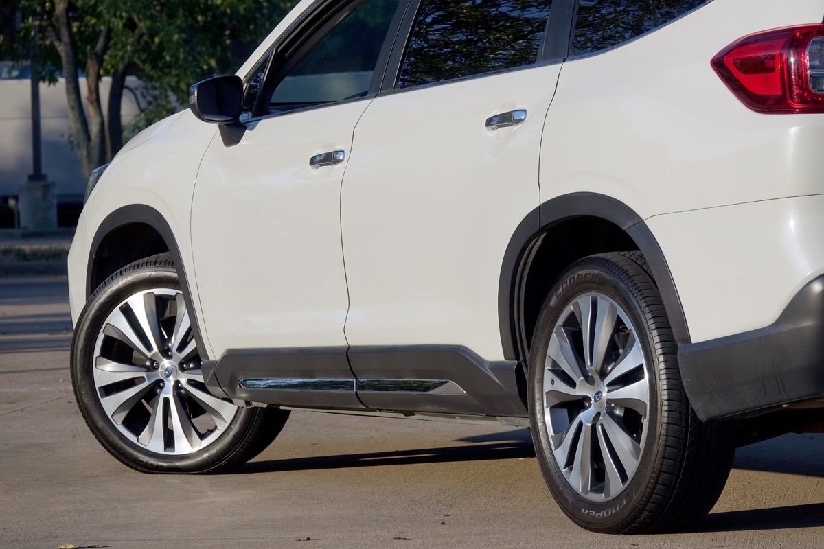 Used 2019 Subaru Ascent Touring image 32