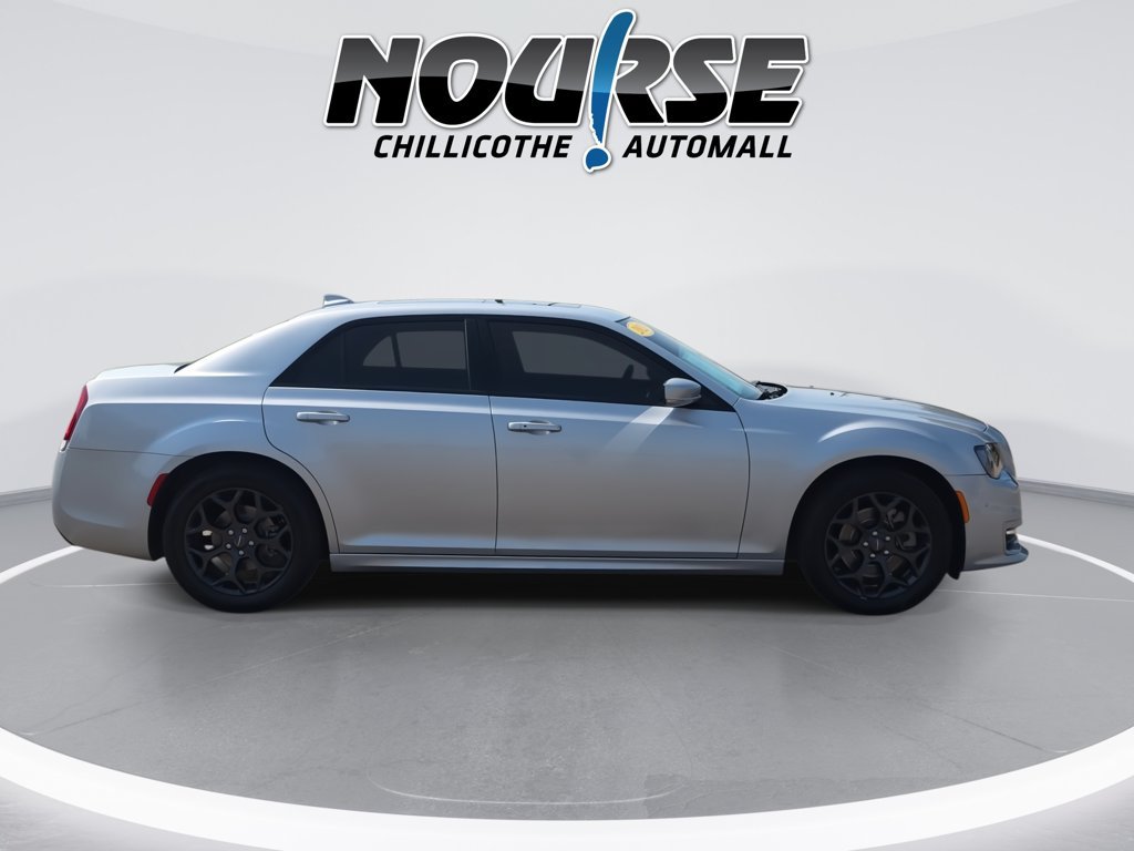 Used 2023 Chrysler 300 Touring L w/ Popular Equipment Group AWD/4WD image 9