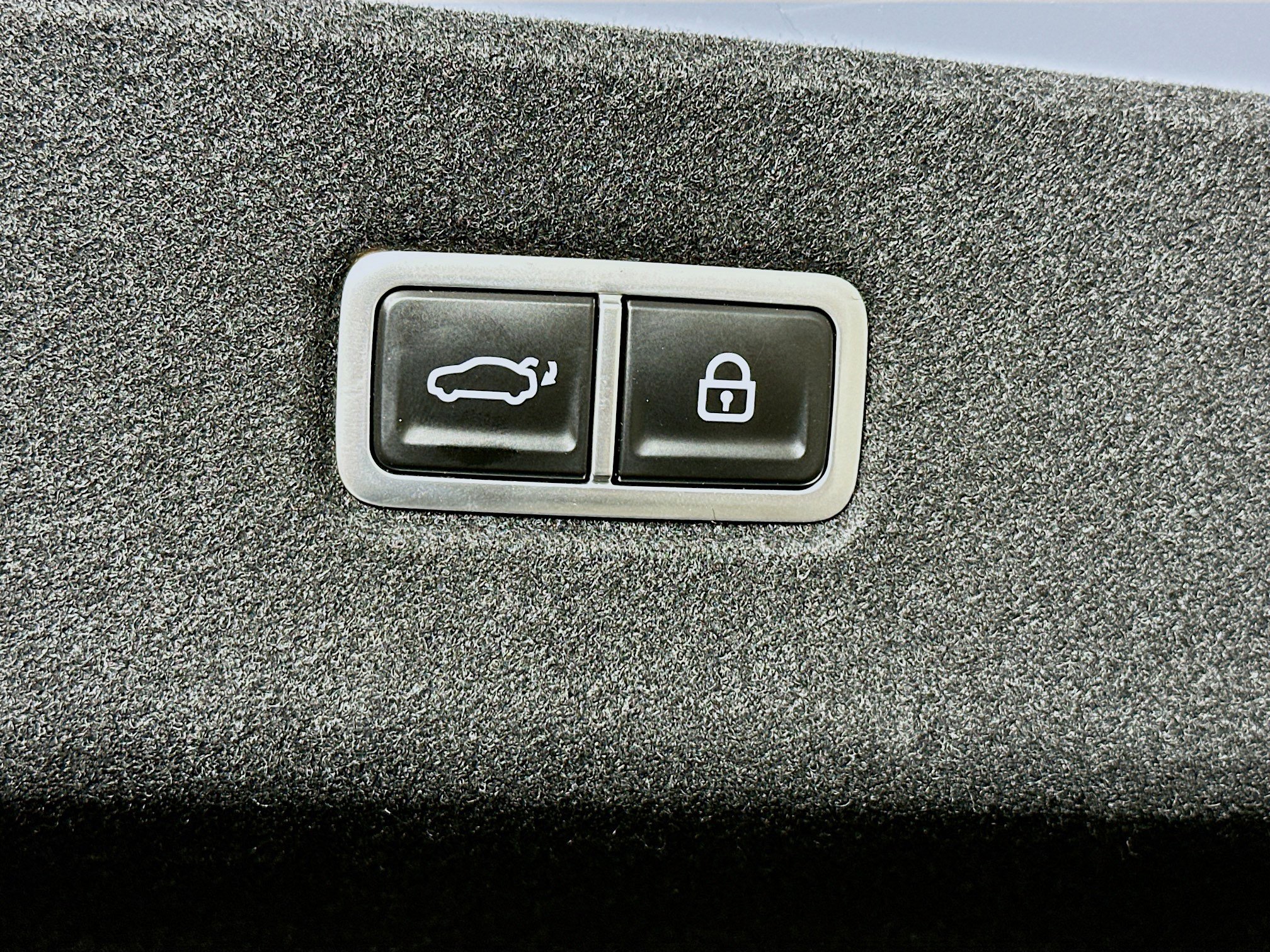 Used 2024 Hyundai Ioniq 6 SEL RWD image 28