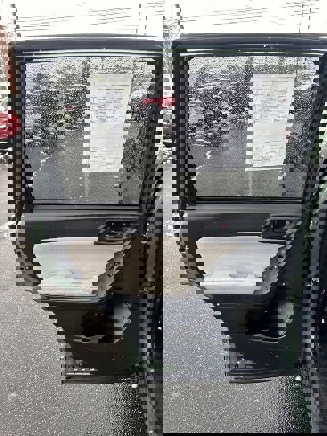 Used 2014 Subaru Forester 2.5i Premium w/ All-Weather Package image 11