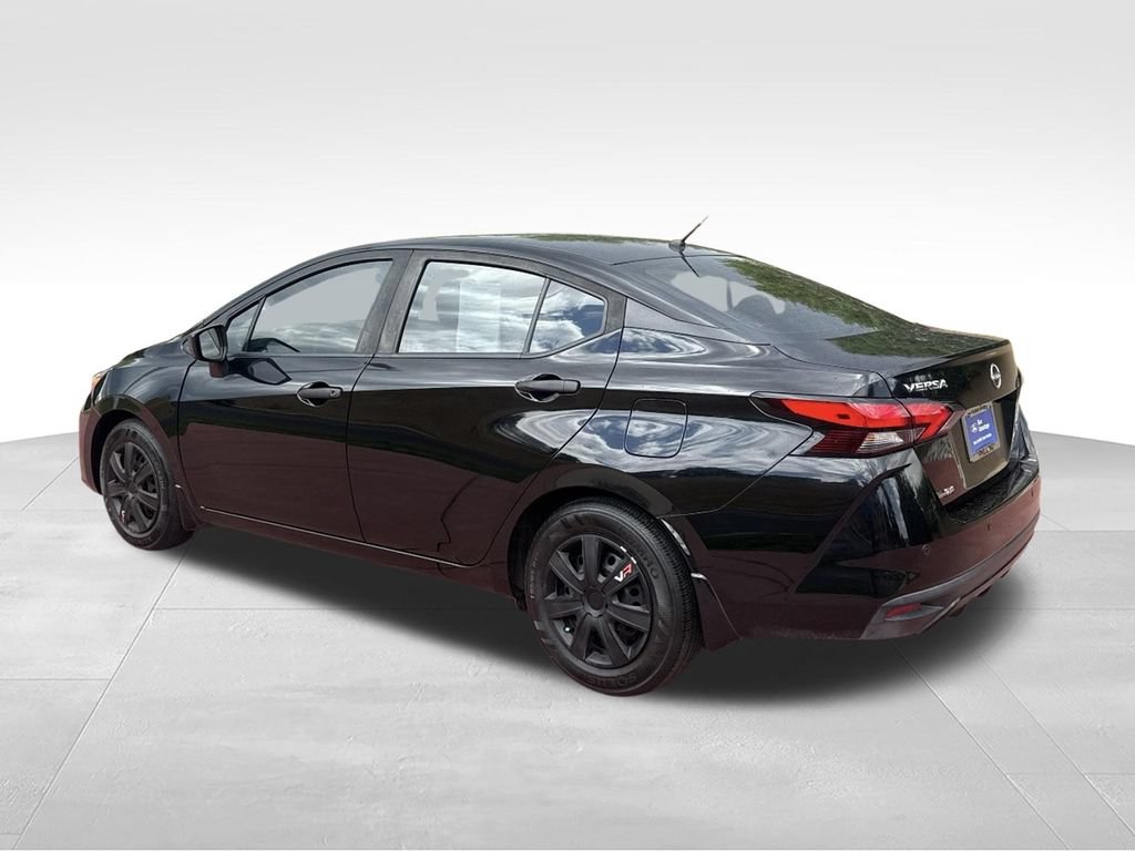 Used 2024 Nissan Versa S w/ Trunk Package FWD image 7