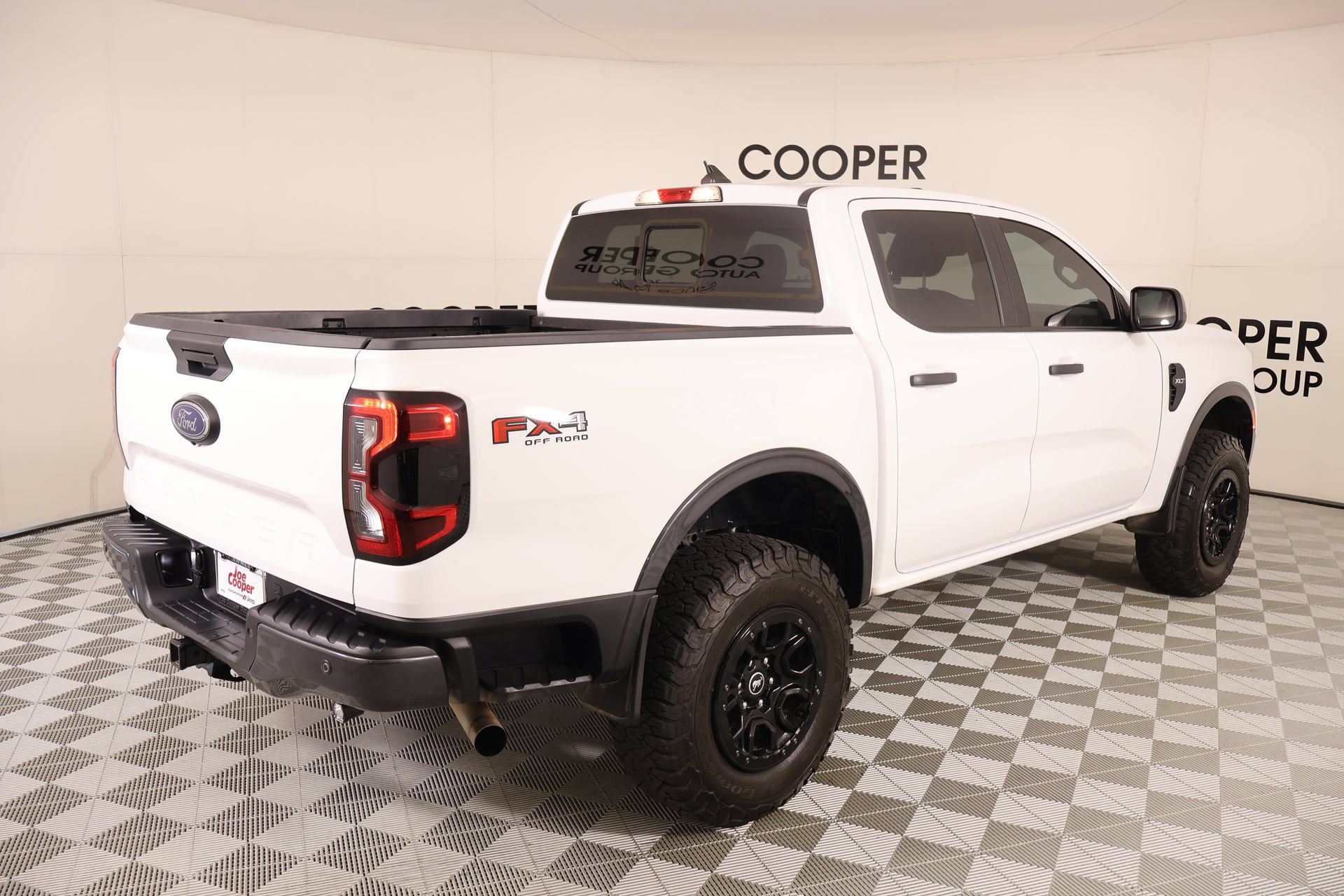 Used 2024 Ford Ranger XLT w/ FX4 Off-Road Package AWD/4WD image 19