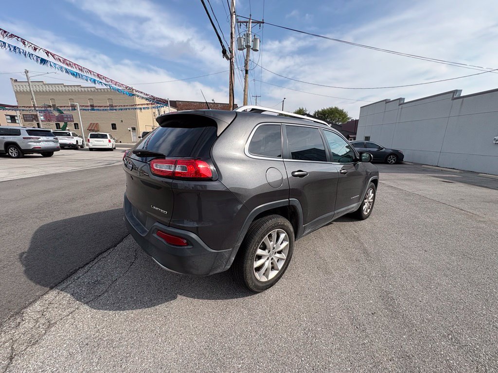 Used 2014 Jeep Cherokee Limited AWD/4WD image 5