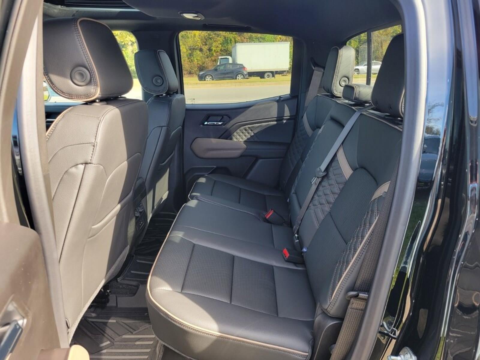 New 2026 GMC Canyon Denali AWD/4WD image 22