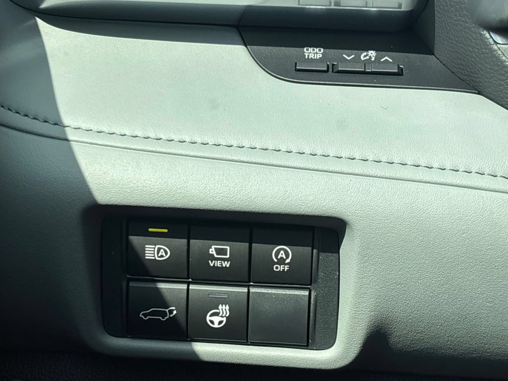 New 2026 Toyota Highlander Platinum AWD/4WD image 27