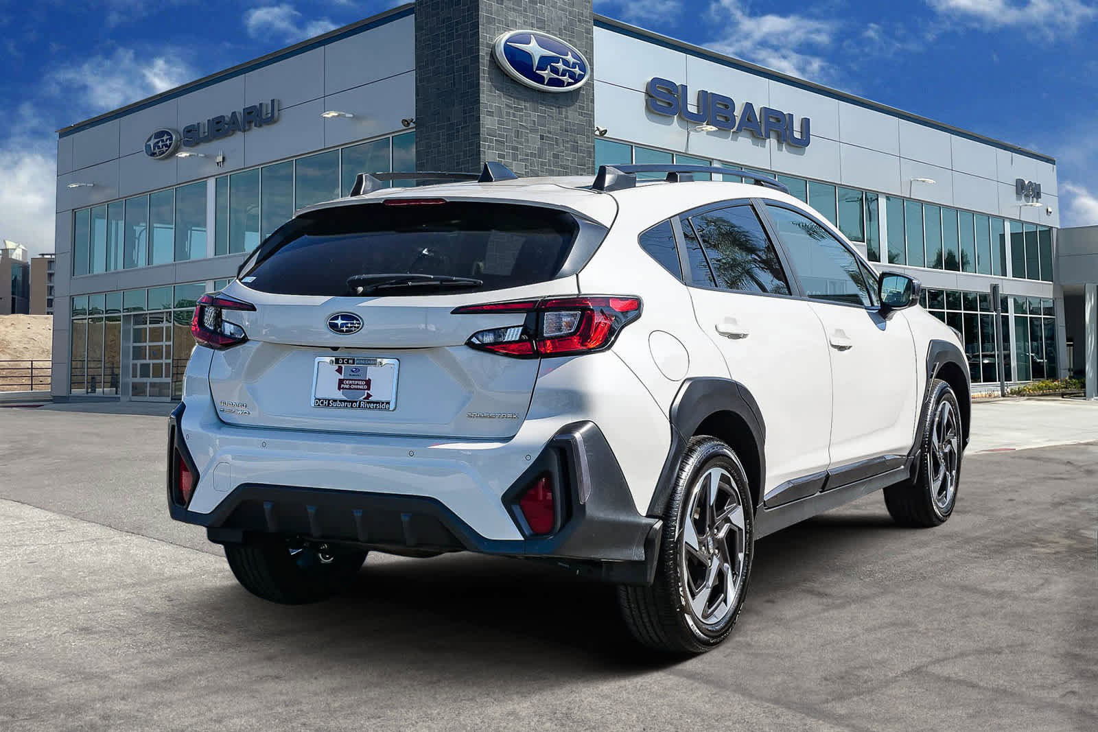 Certified 2025 Subaru Crosstrek 2.5i Limited w/ Crosstrek Mirror Package image 4