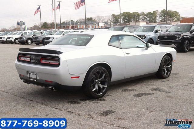 Used 2020 Dodge Challenger SXT w/ Blacktop Package image 6