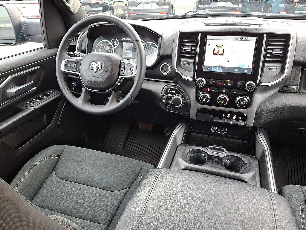 Used 2025 RAM 1500 Big Horn AWD/4WD image 15