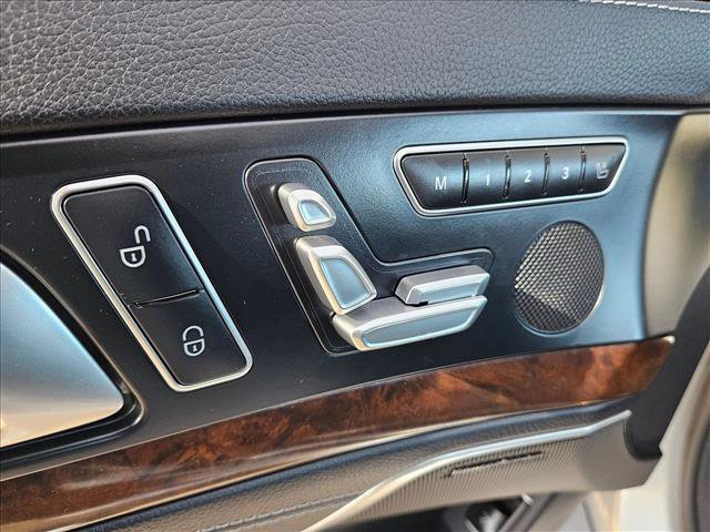 Used 2013 Mercedes-Benz SL 550 image 20