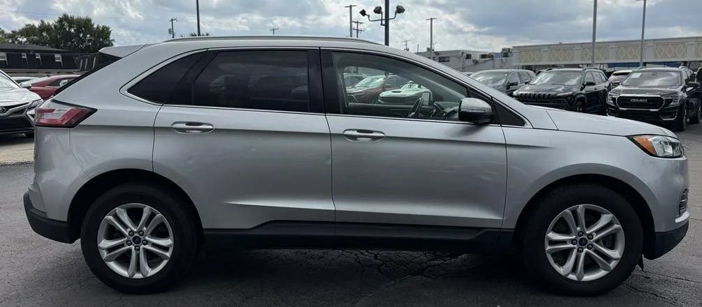 Used 2019 Ford Edge SEL w/ Equipment Group 201A AWD/4WD image 8
