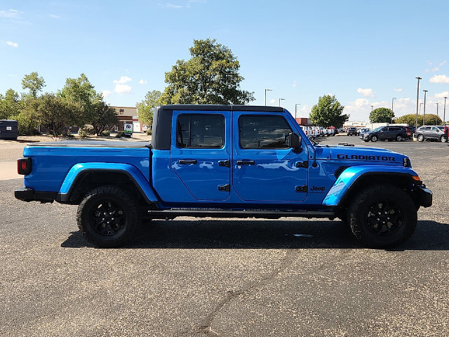Used 2023 Jeep Gladiator Overland w/ Cold Weather Group AWD/4WD image 5