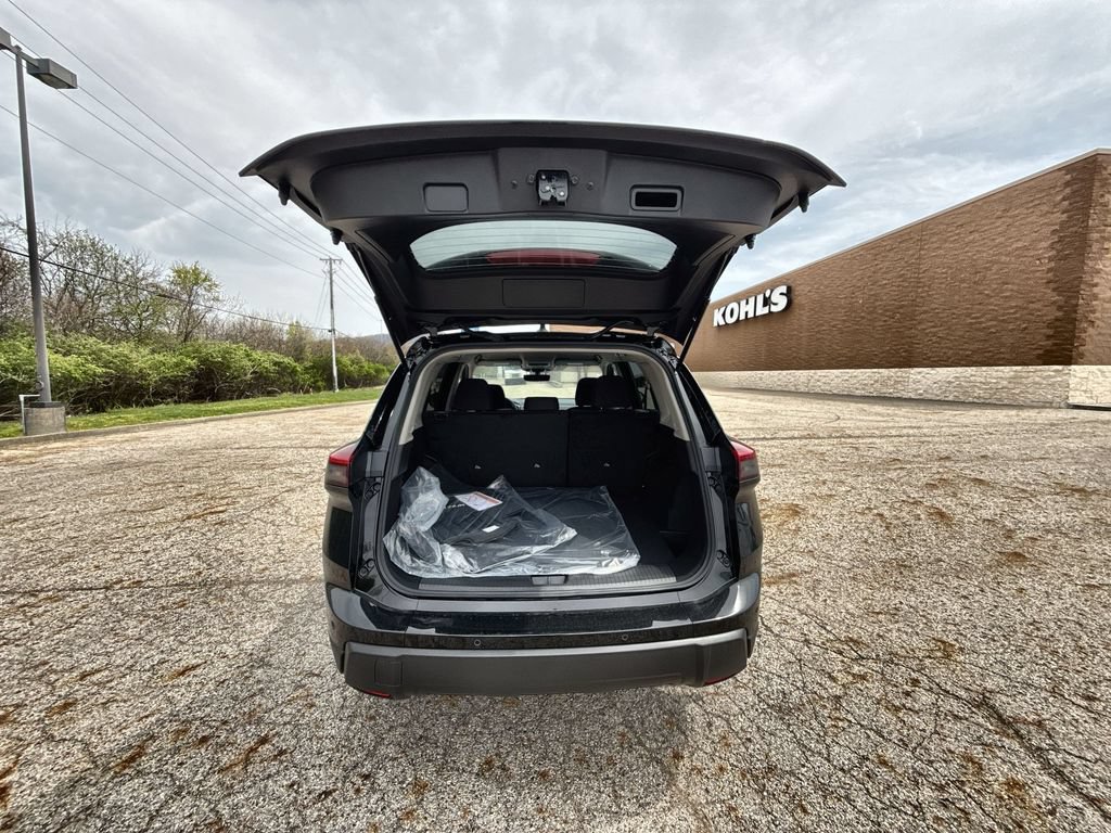 New 2025 Nissan Rogue S AWD/4WD image 19