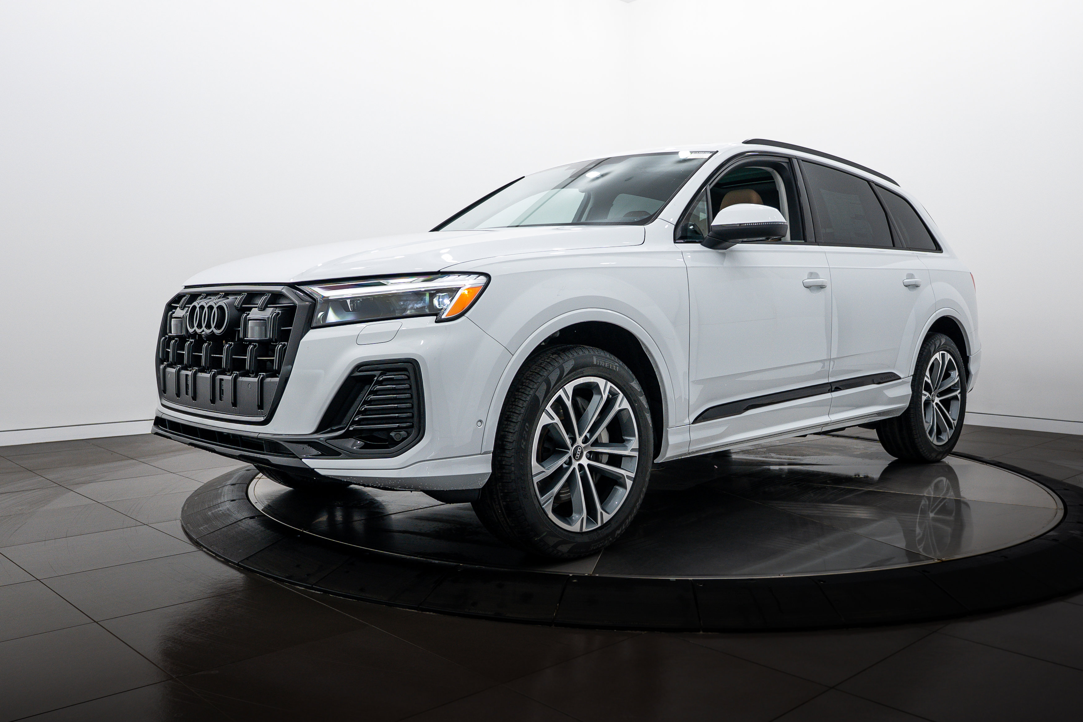 New 2026 Audi Q7 2.0T Premium AWD/4WD image 6