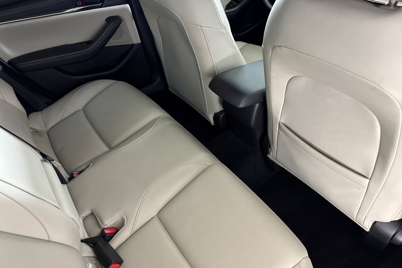 Used 2019 MAZDA MAZDA3 Hatchback FWD image 31