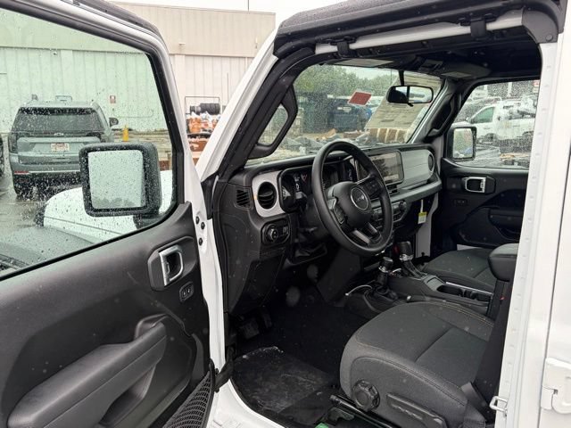 New 2026 Jeep Gladiator Sport AWD/4WD image 13