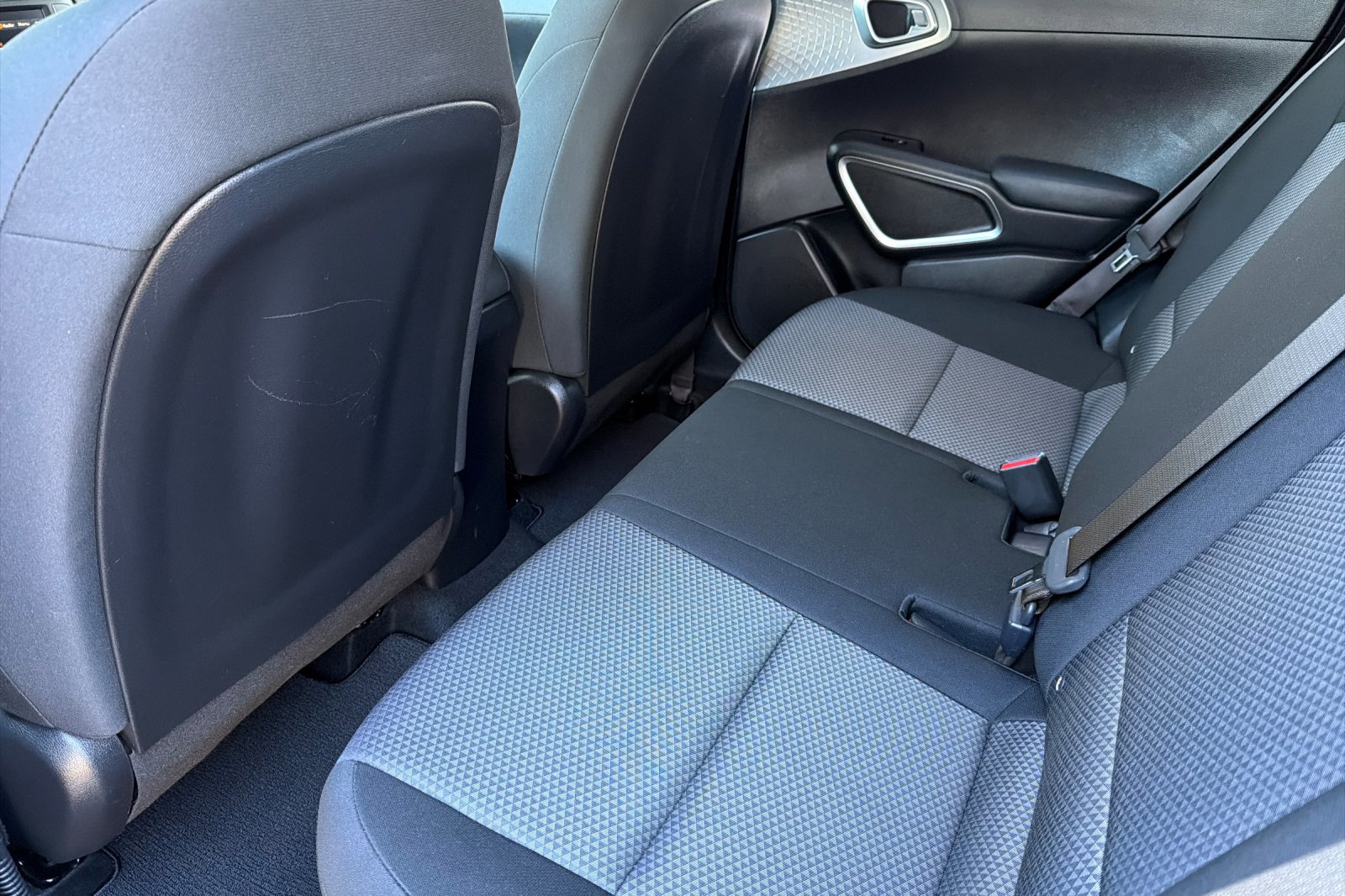 Used 2025 Kia Soul LX w/ LX Technology Package image 12